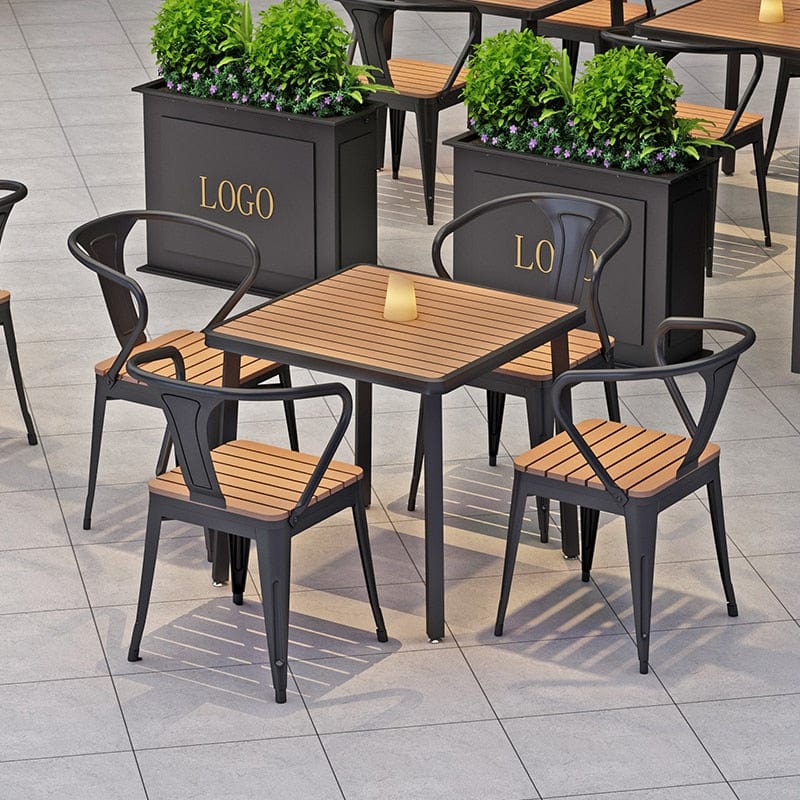 Petite table de jardin