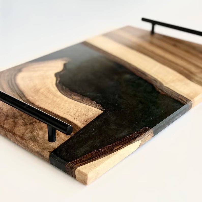 Plateau en résine époxy trouble