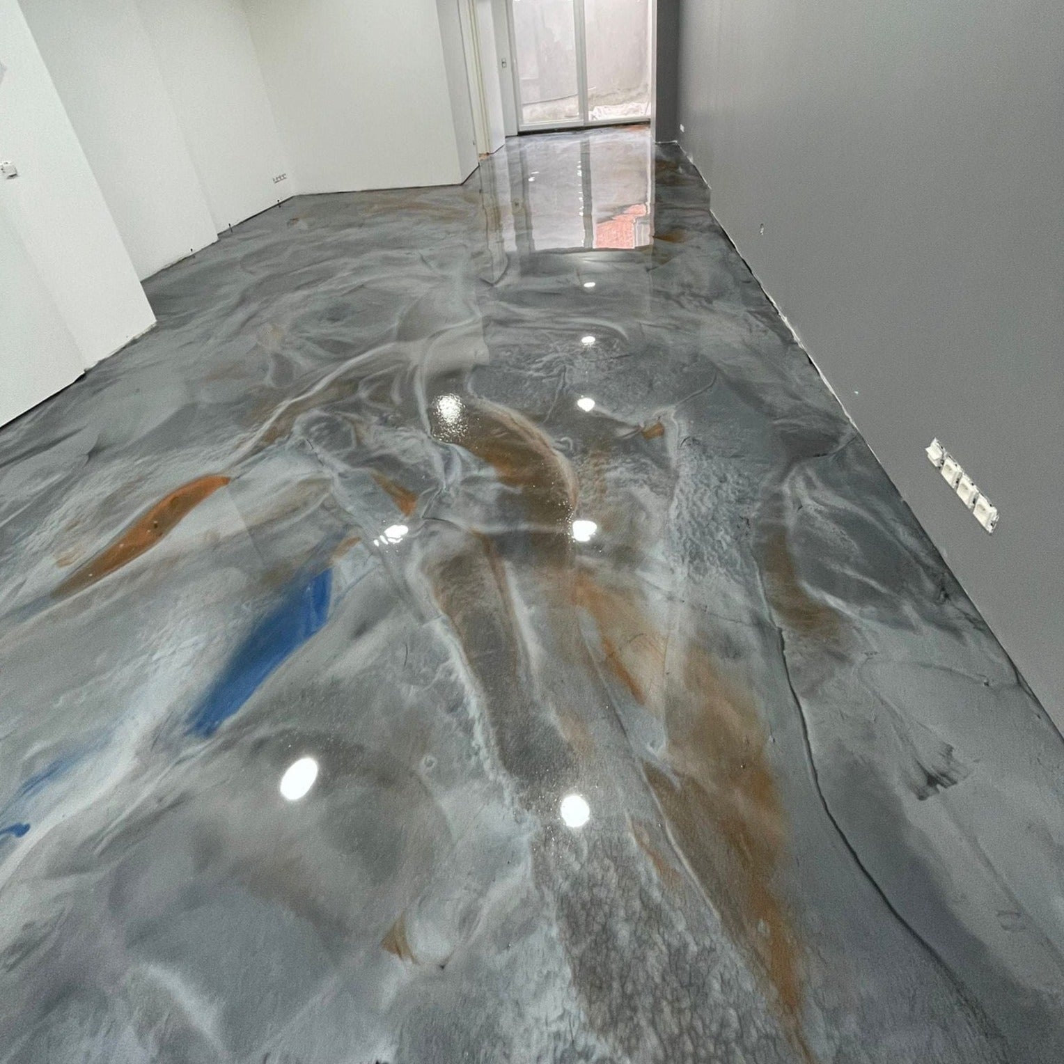 Réalisation de votre sol en époxy (Devis sur-mesure)