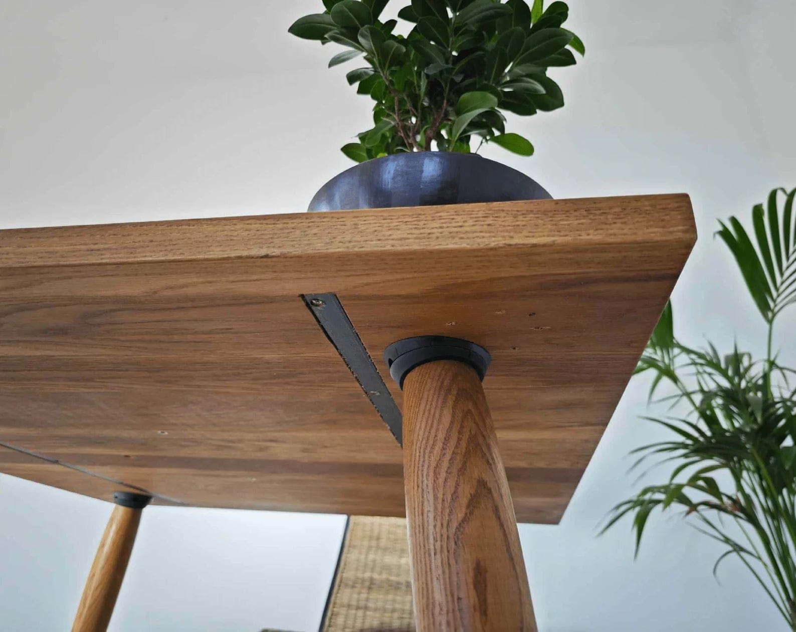 Table a manger carrée