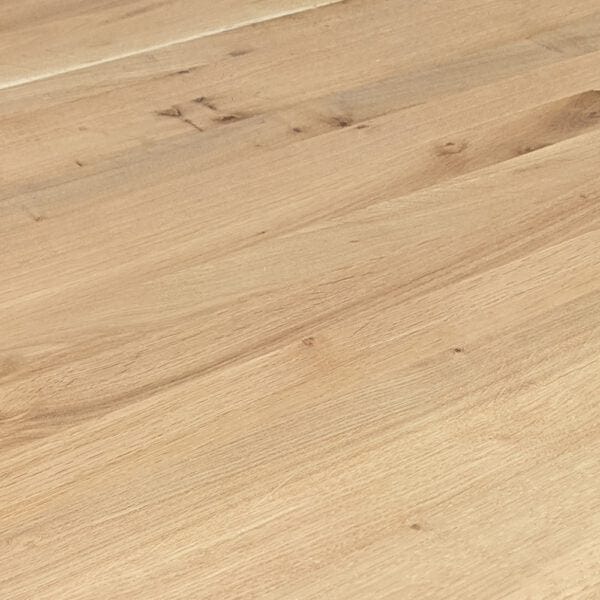 Table à manger en chêne