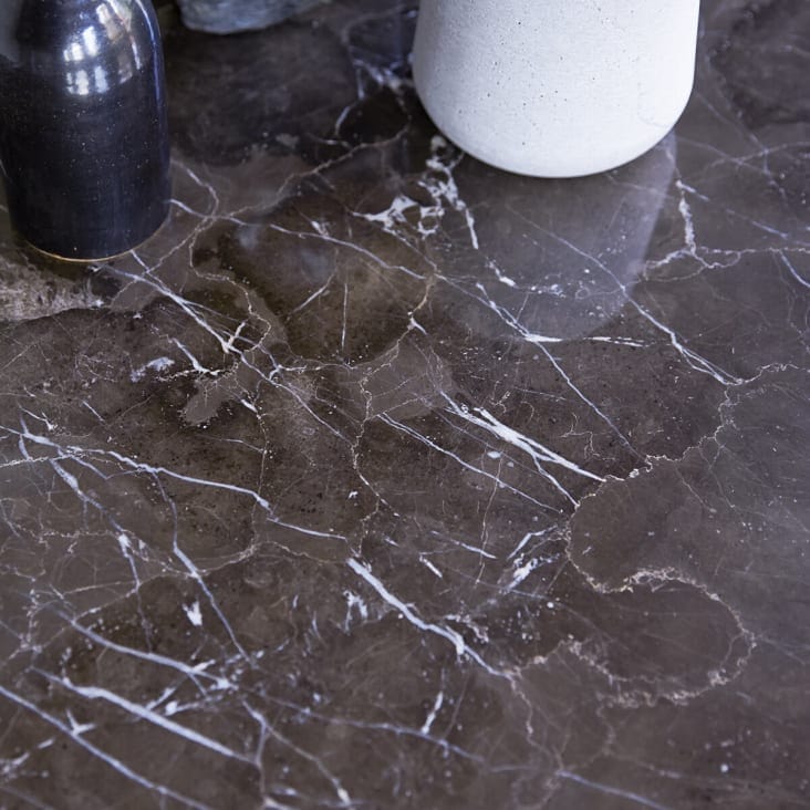 Table a manger marbre noir