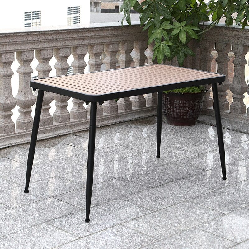 Table de jardin en bois