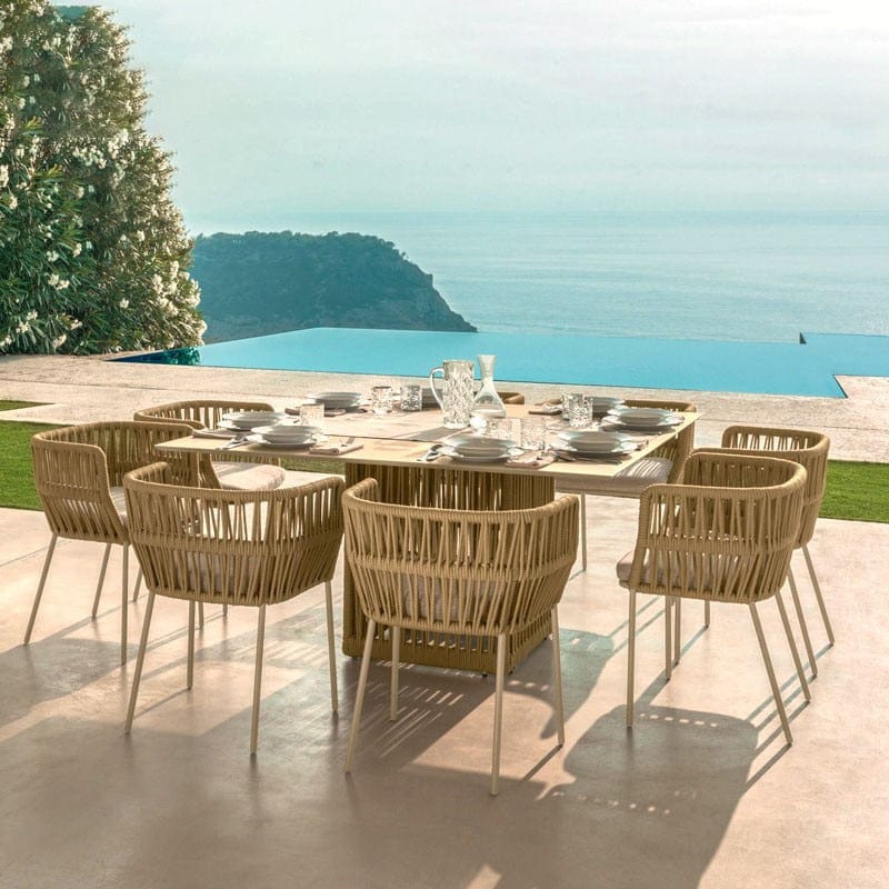 Table de jardin nordique