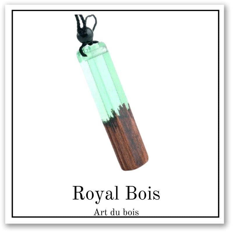 Collier résine et bois vert