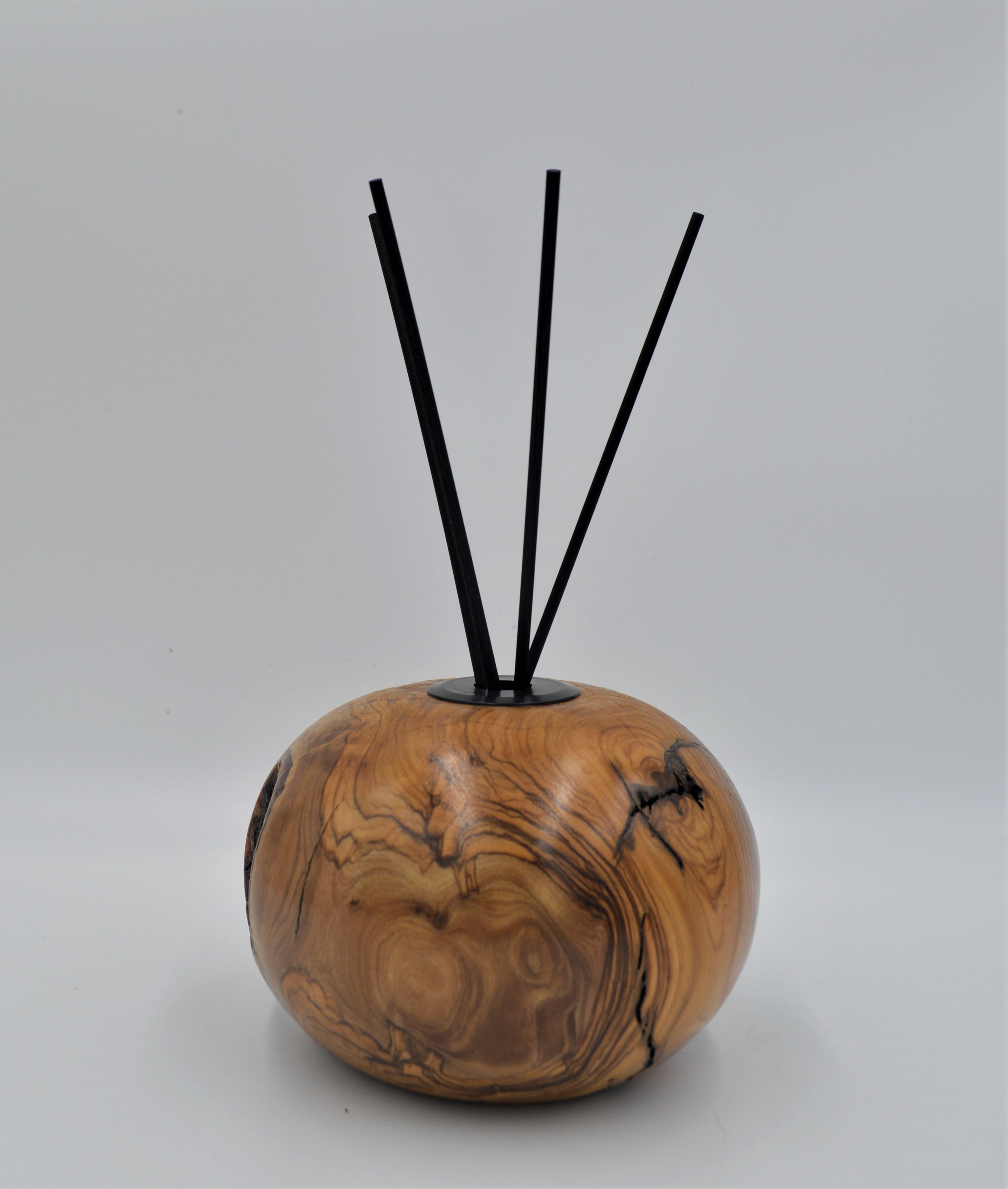 Diffuseur d'huiles essentielles rond bois et époxy