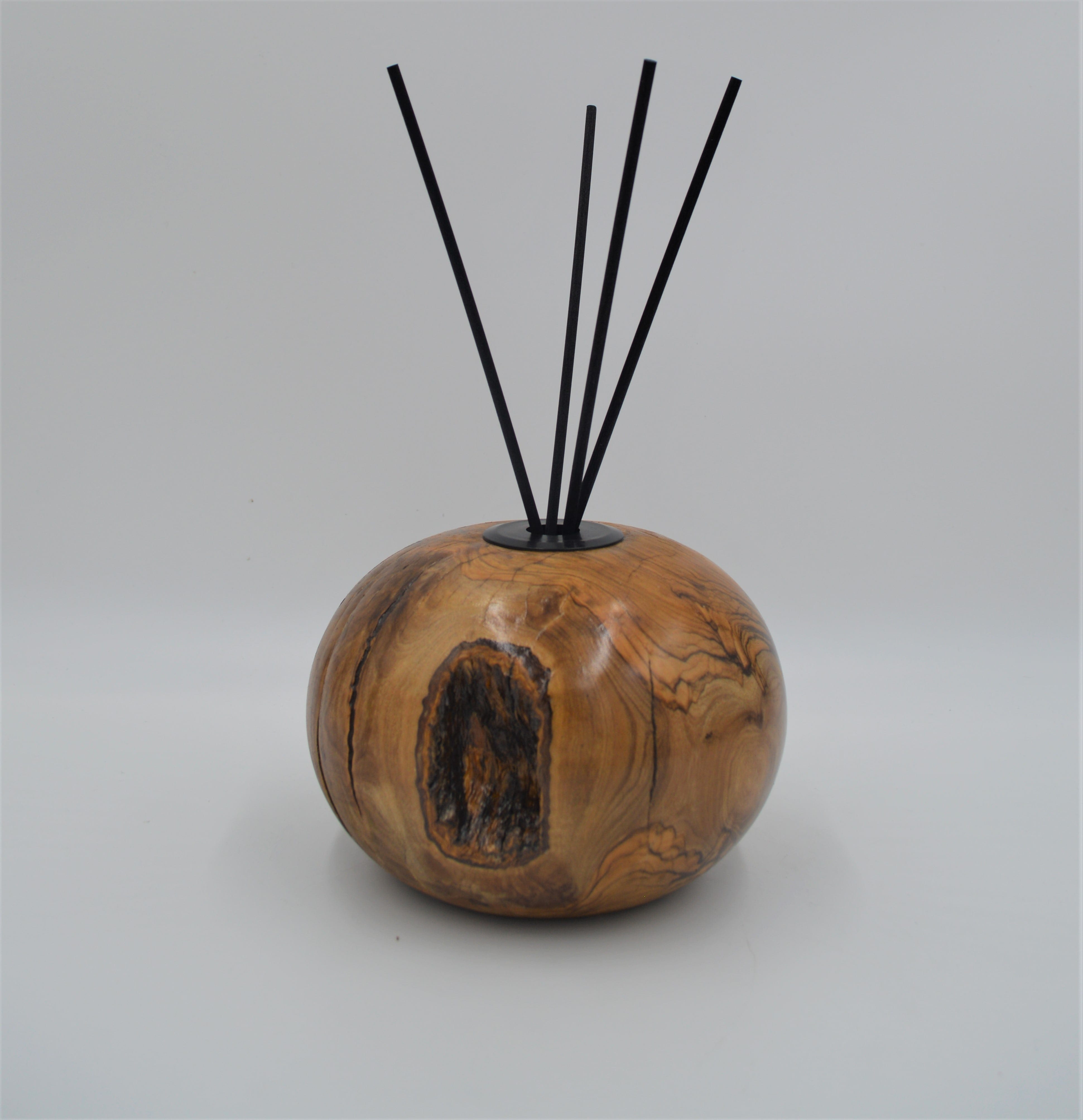 Diffuseur d'huiles essentielles rond bois et époxy