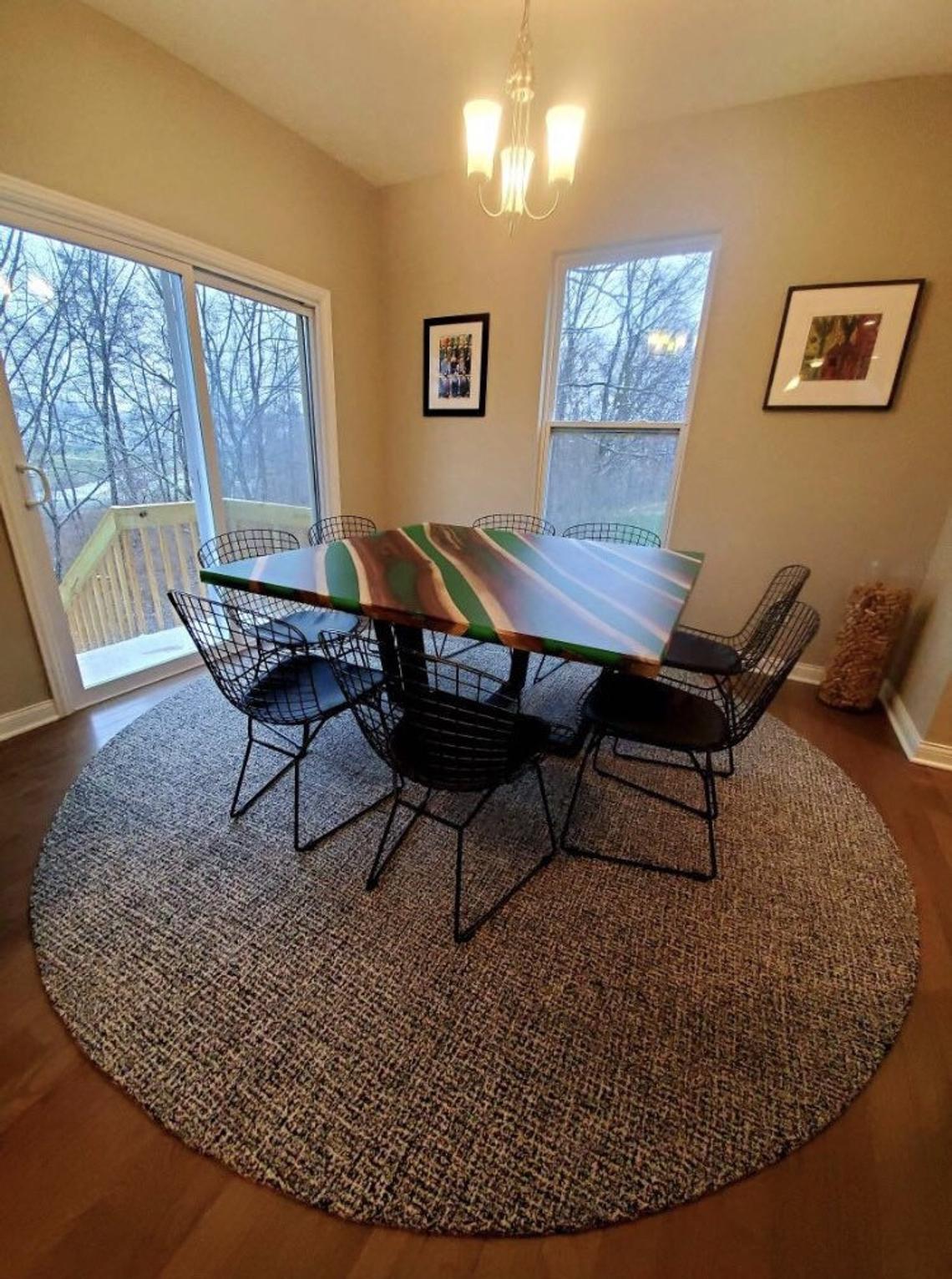 Grande table carré époxy