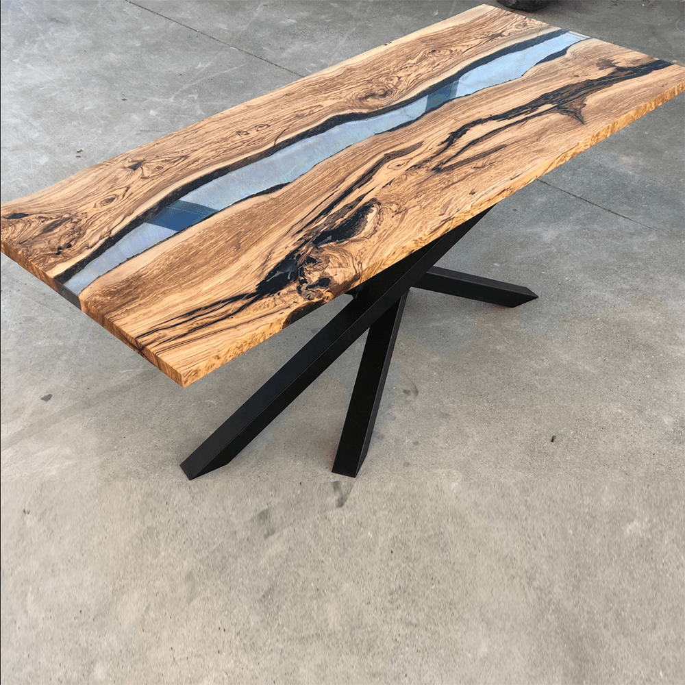 Grande table epoxy transparente en noyer