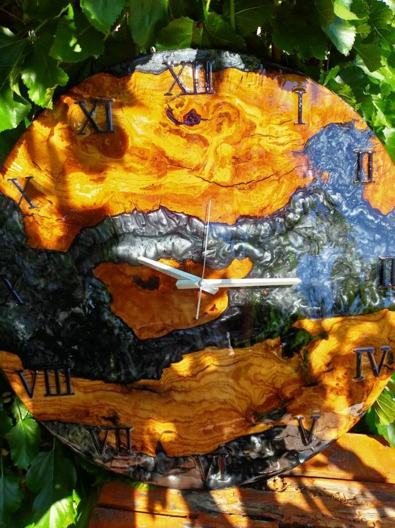 Horloge en bois