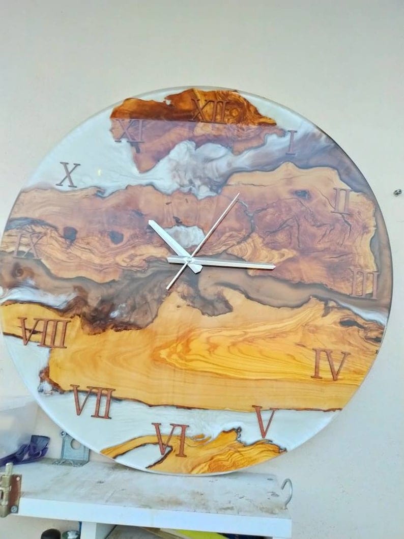 Horloge en bois