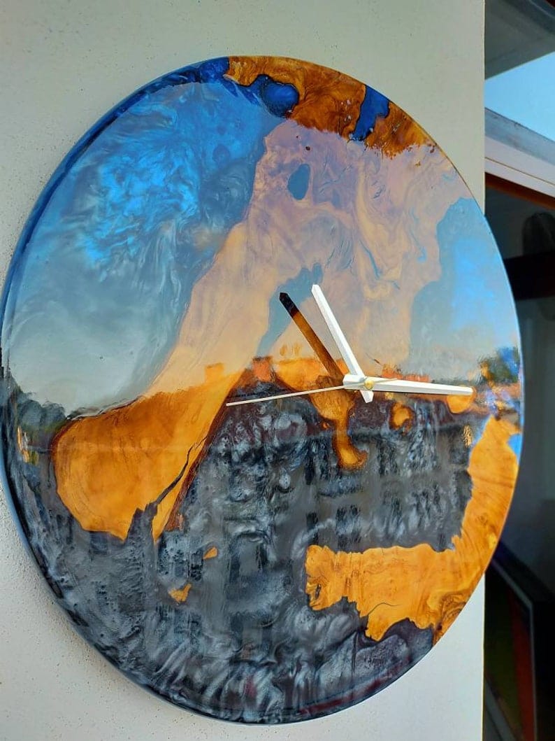 Horloge en marbre noir