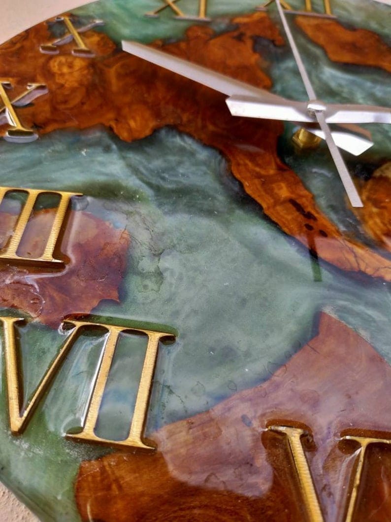 Horloge murale époxy