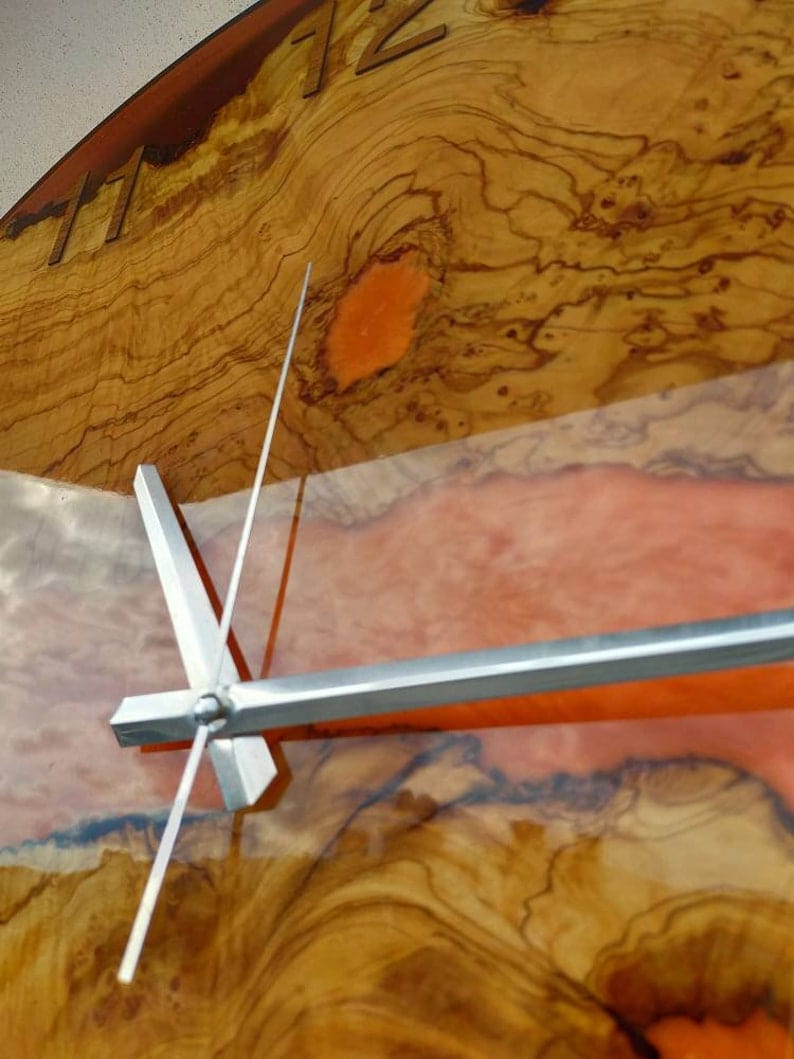 Horloge murale époxy