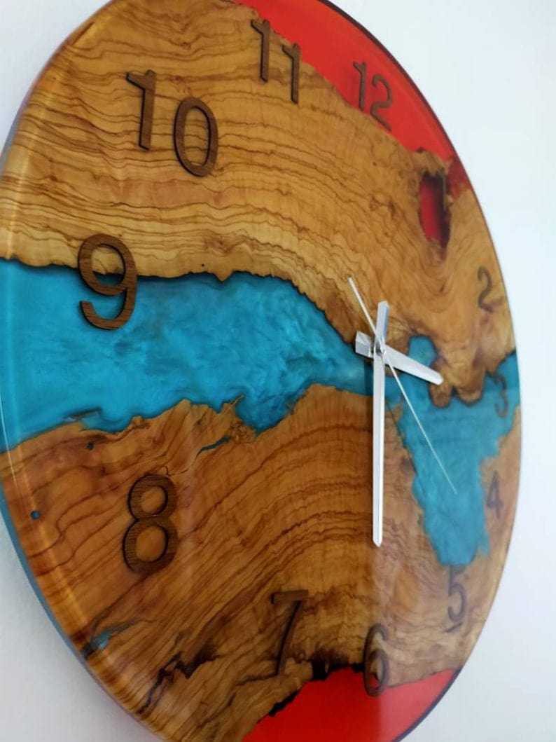 Horloge murale époxy et résine