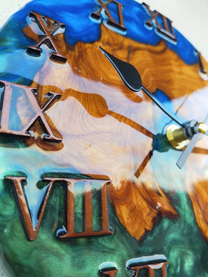 Horloge murale unique comme cadeau de mariage