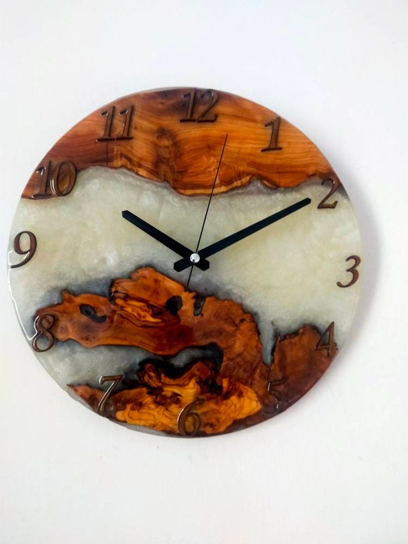 Horloge murale unique comme cadeau de mariage