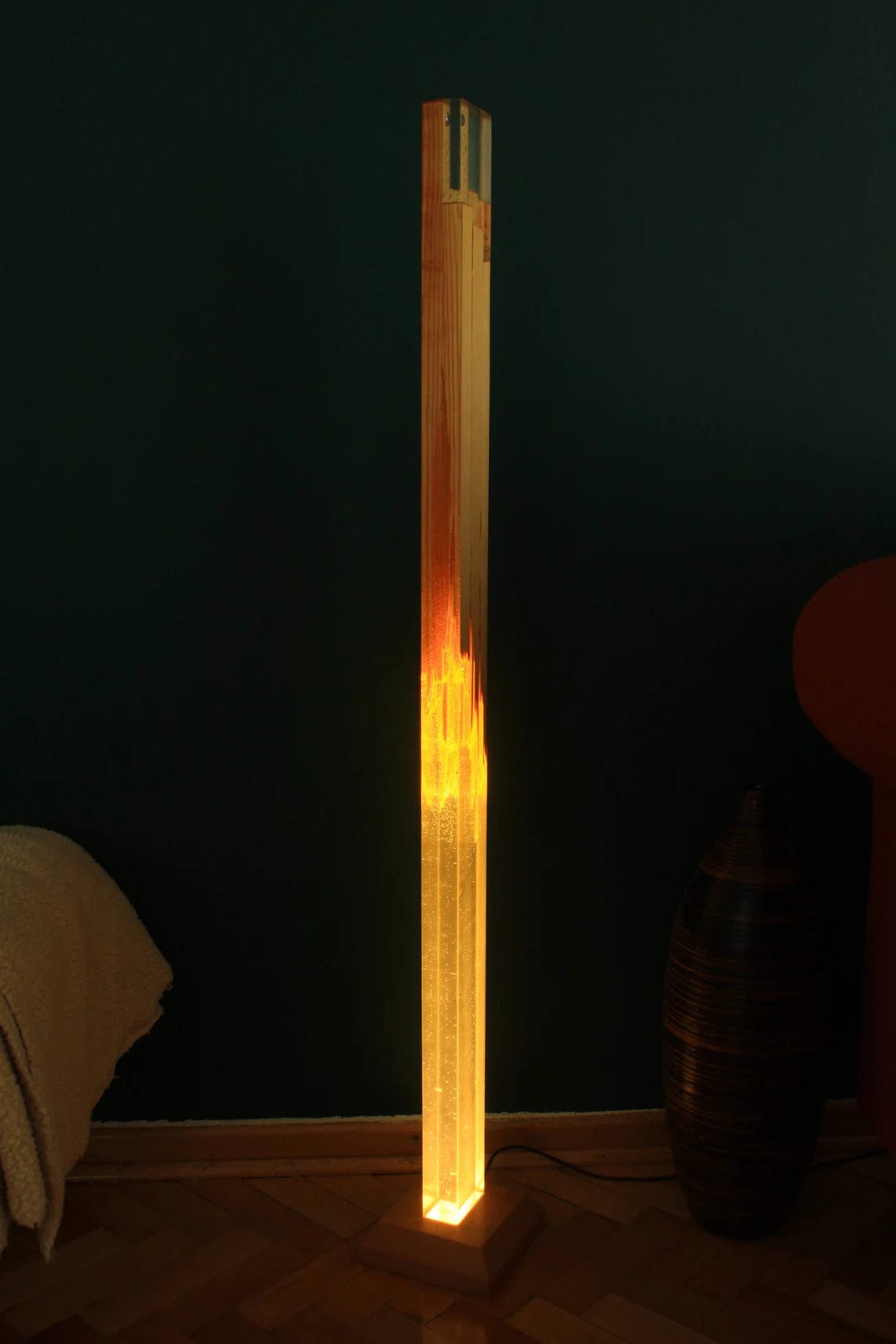 Lampadaire moderne en résine