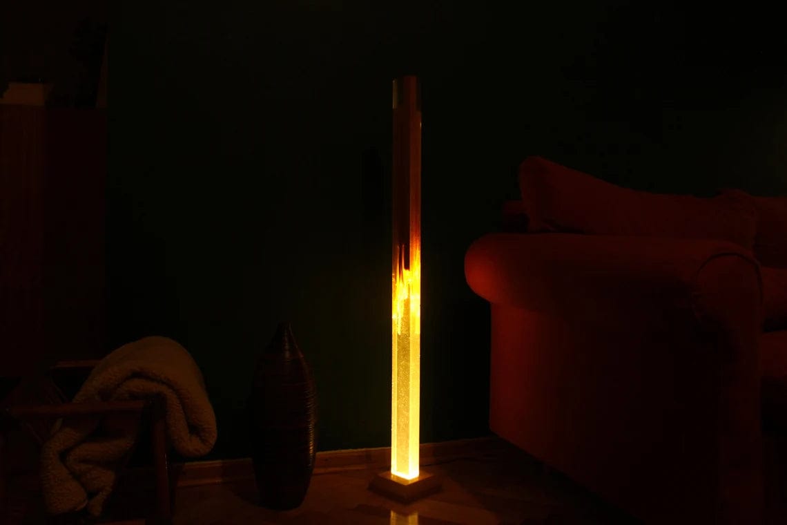 Lampadaire moderne en résine