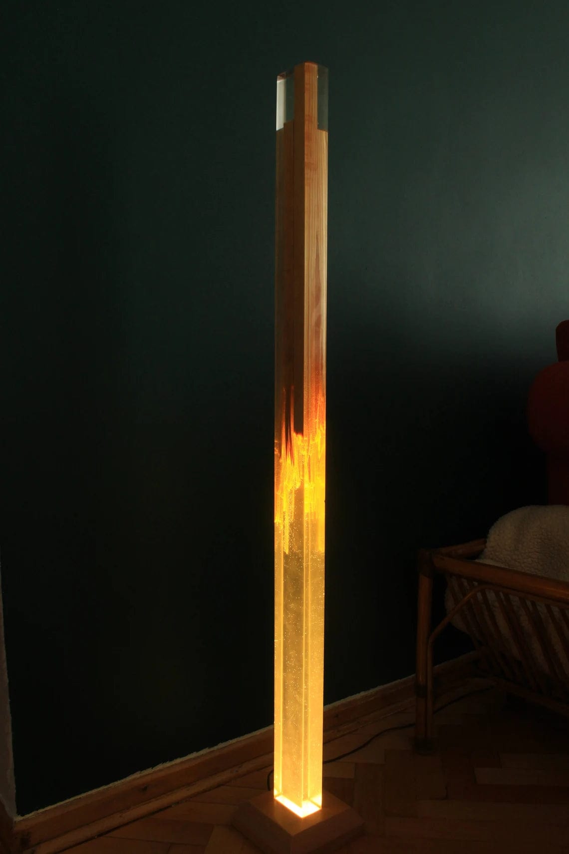 Lampadaire moderne en résine