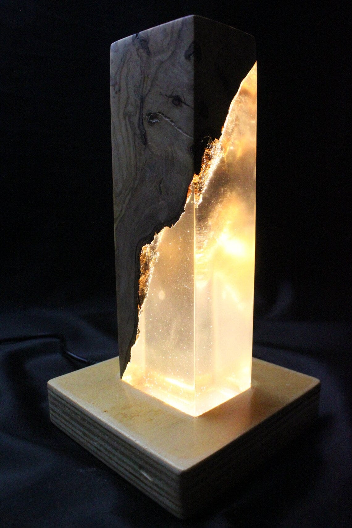 Lampe de chevet dorée