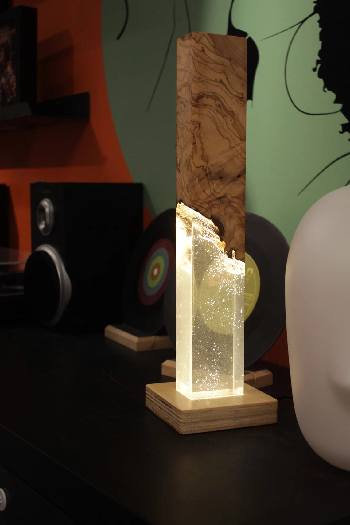 Lampe de nuit en époxy Ember Gold