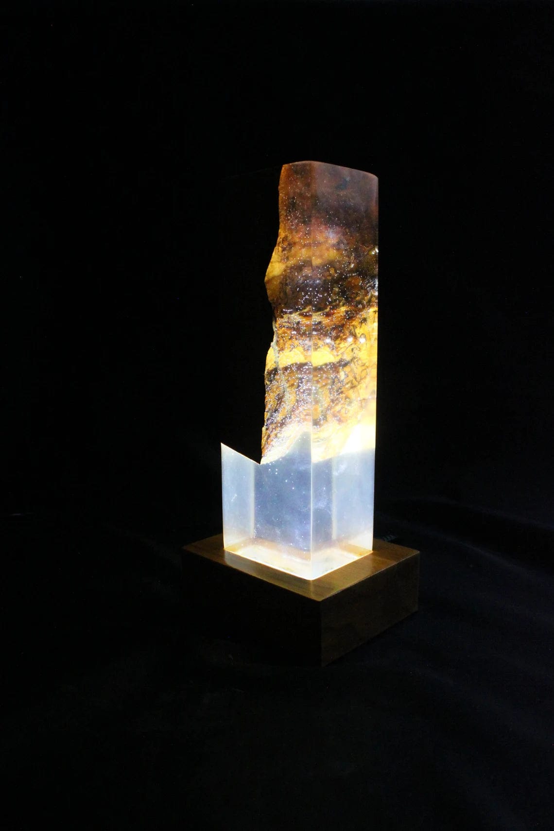 Lampe de table décorative en bois