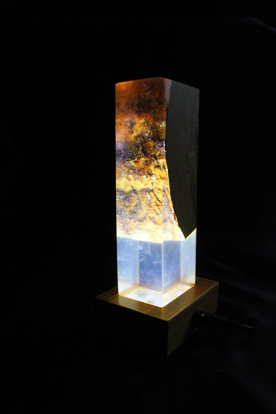 Lampe de table décorative en bois