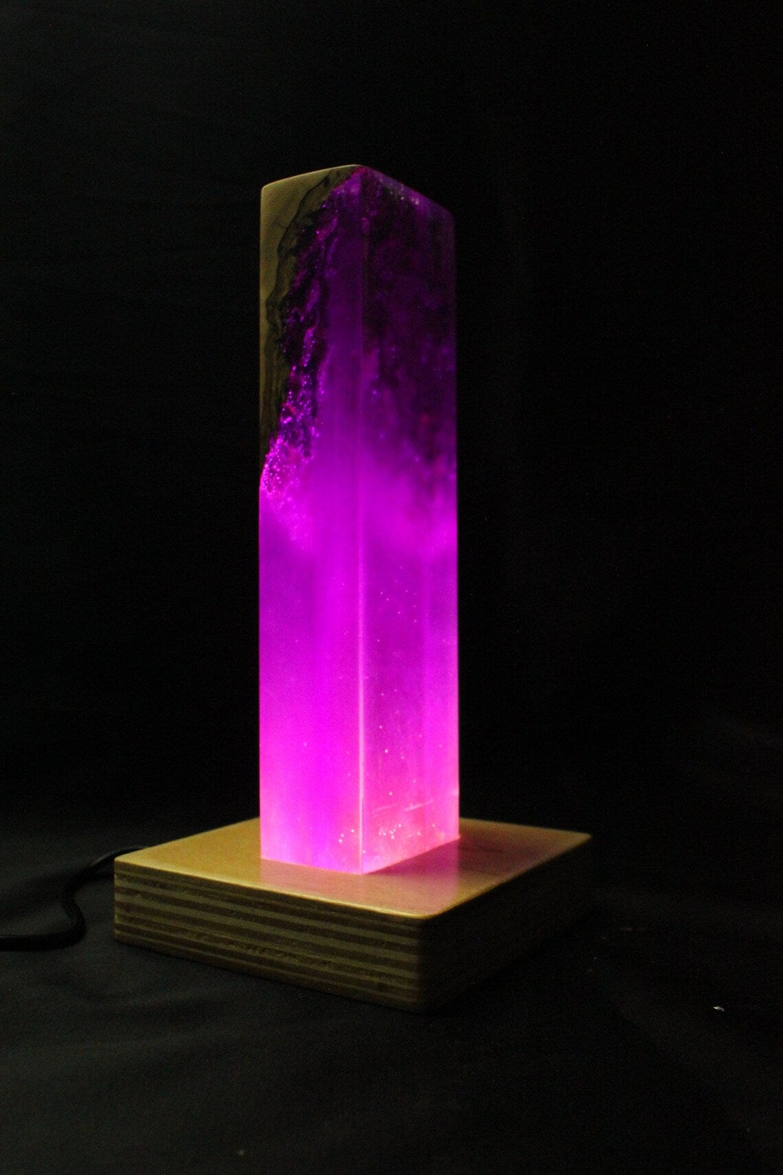 Lampe décorative en bois de résine