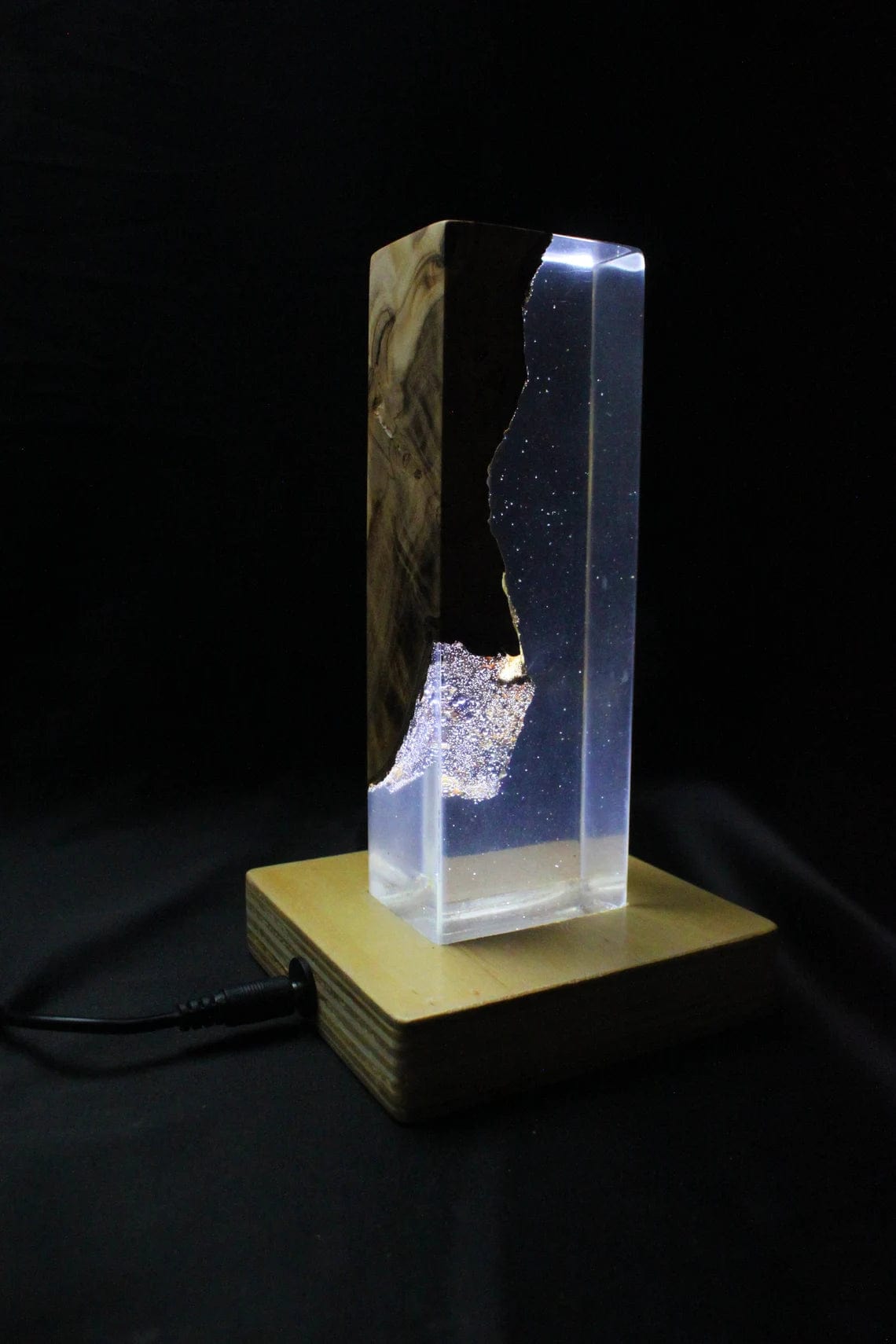 Lampe en bois blanc clair Fosforic