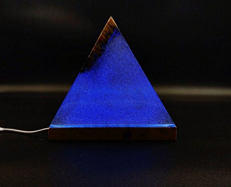 Lampe en résine époxy