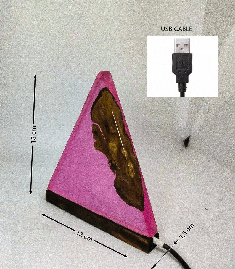 lampe en résine rose