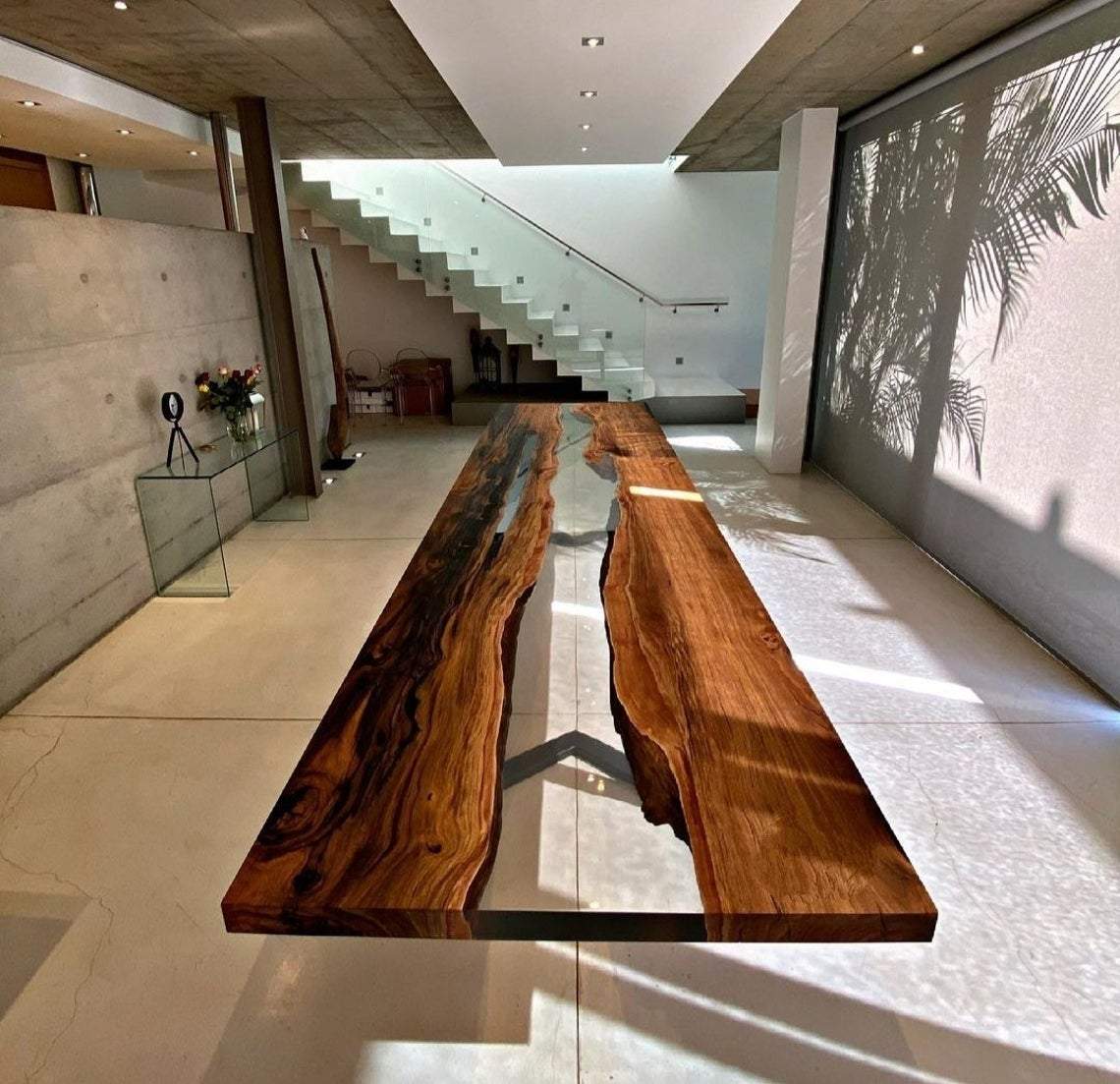 Longue table en époxy 285cm