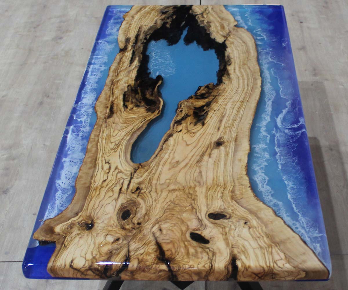 Résine époxy table rivière