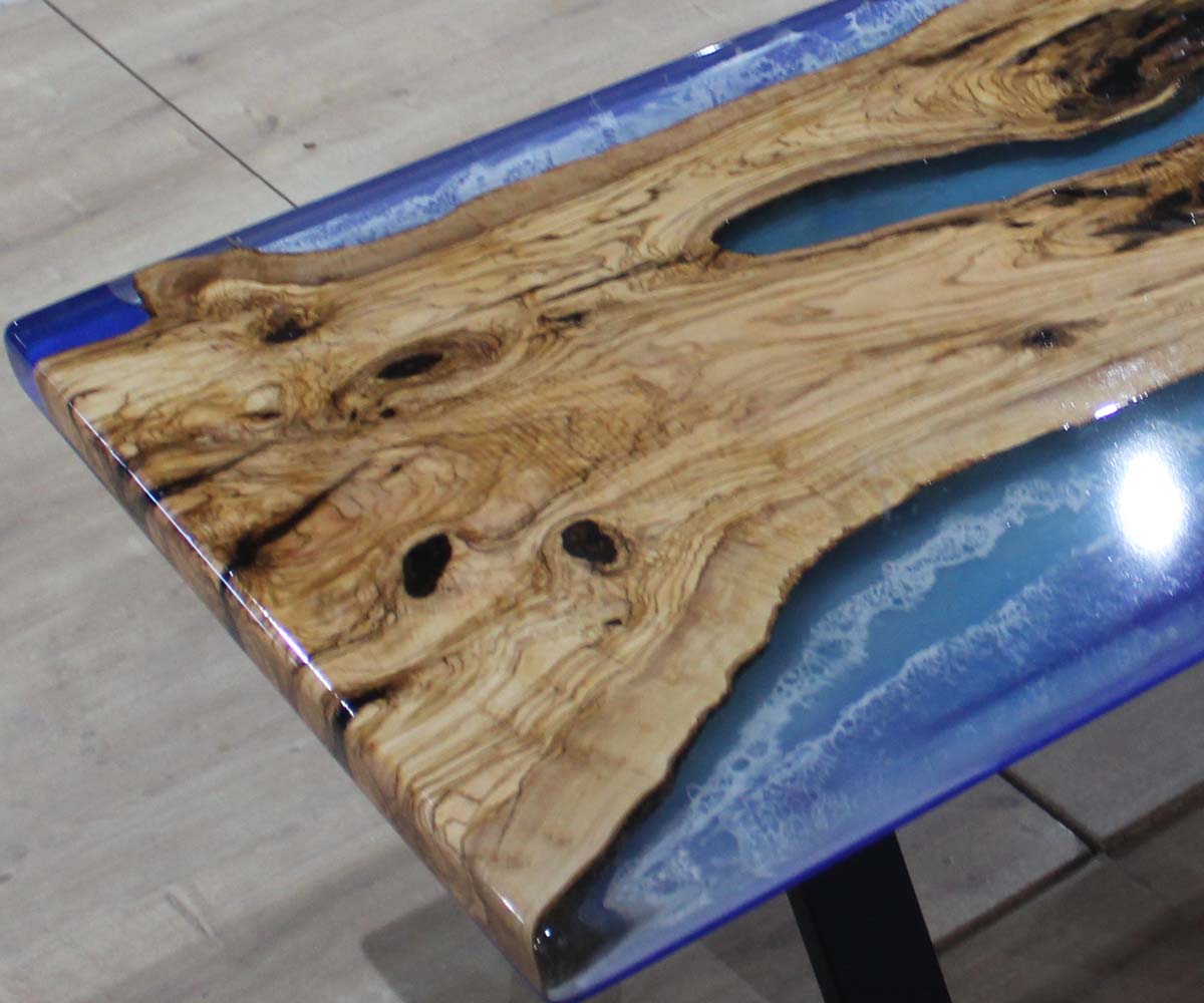 Résine époxy table rivière