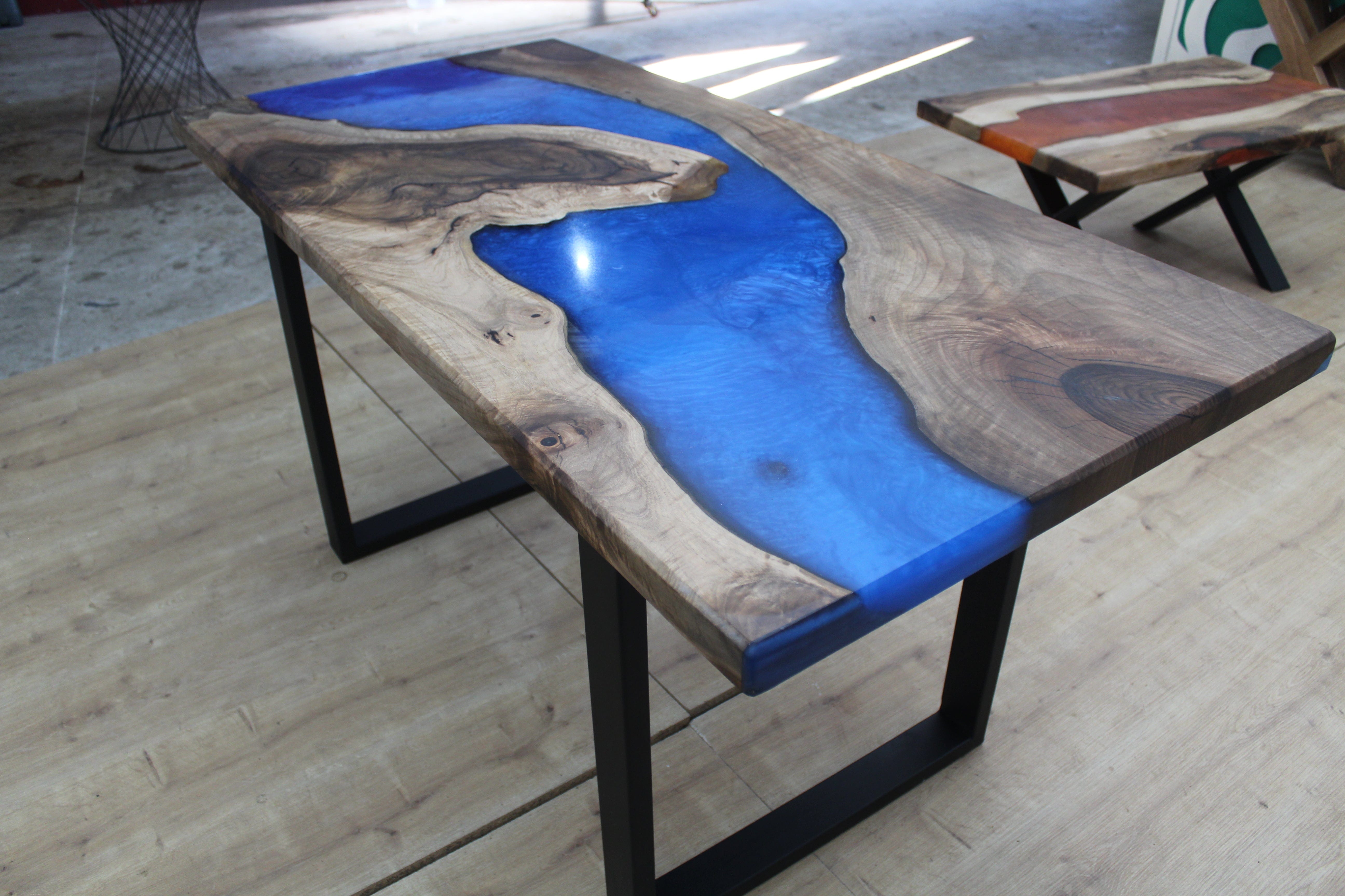 River table bois et résine époxy