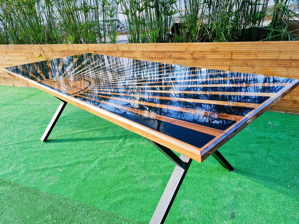 Table de salon bois massif époxy noir