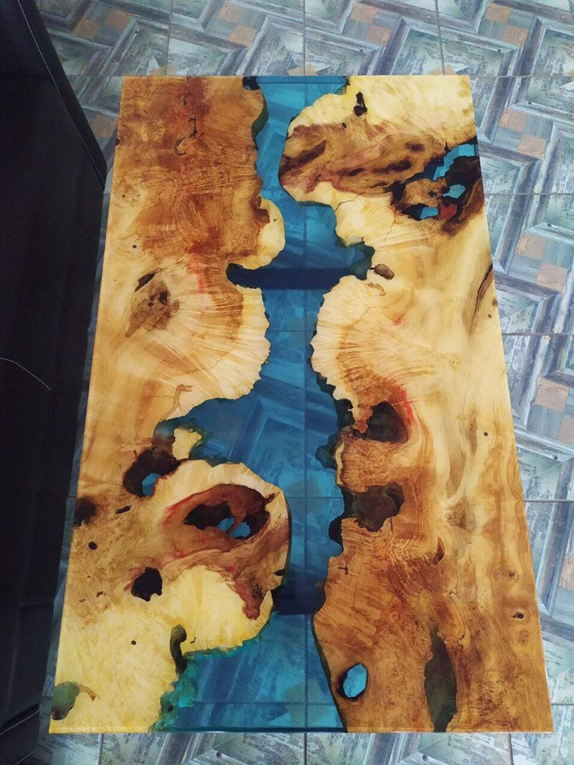 Table de salon époxy d'érable