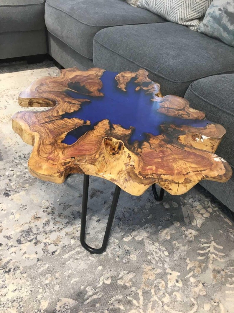 Table de salon époxy et chêne