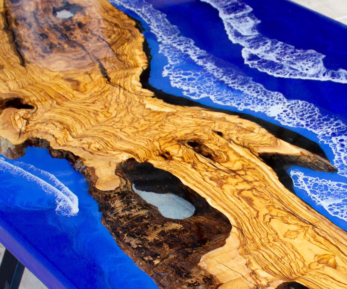 Table en époxy naturel