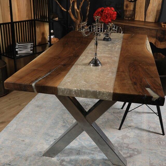 Table en résine d'époxy blanche