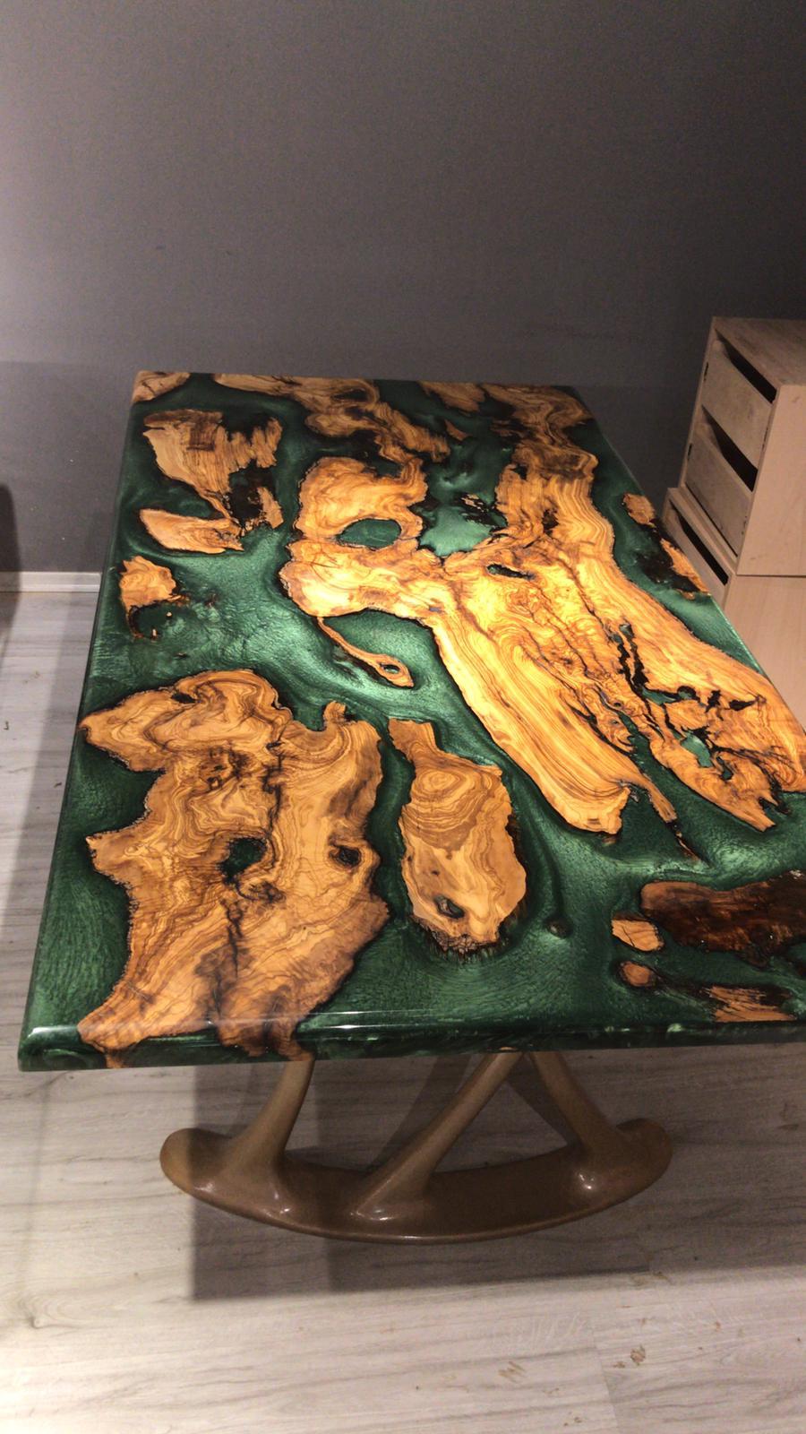 Table époxy continent