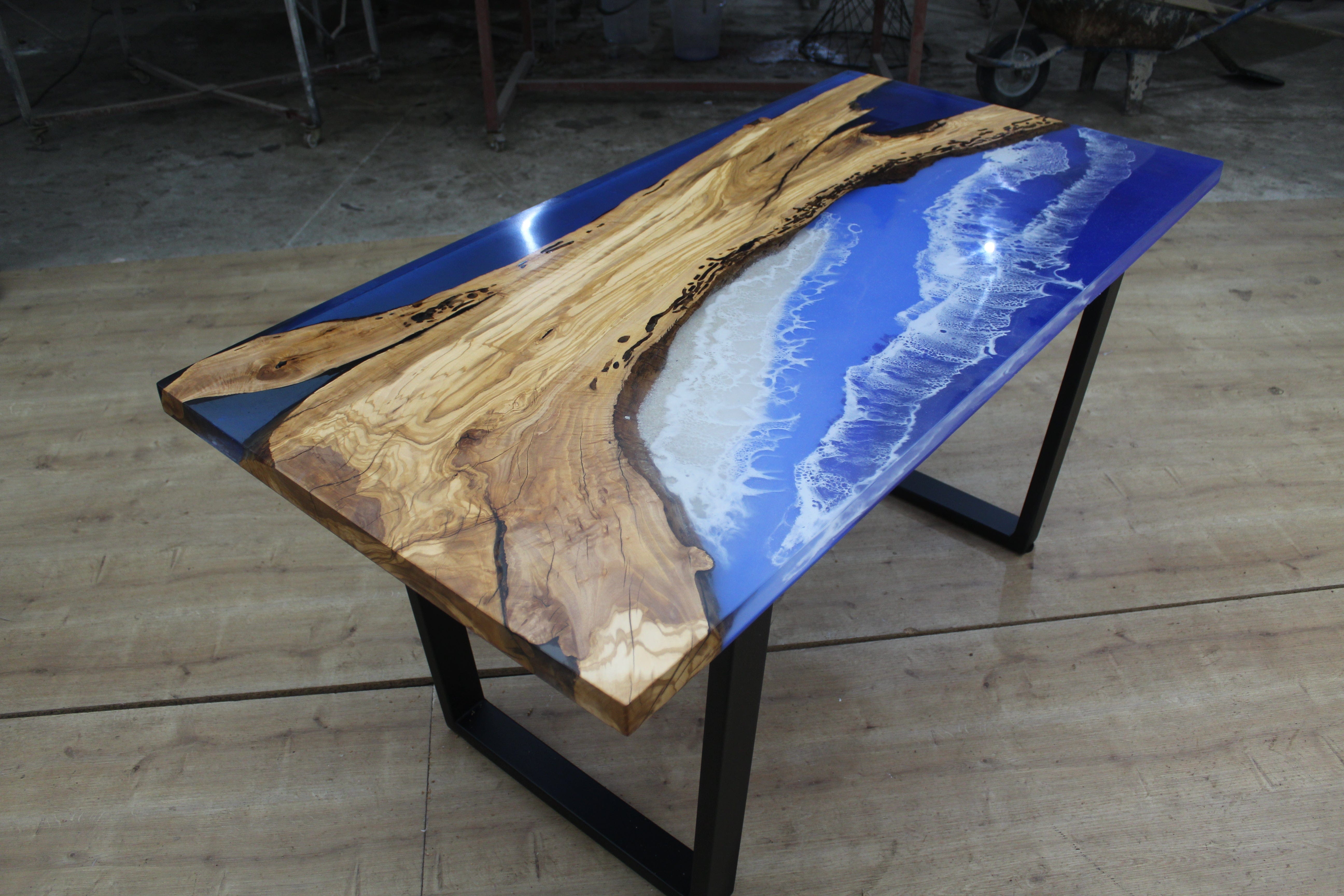 Table époxy et bois