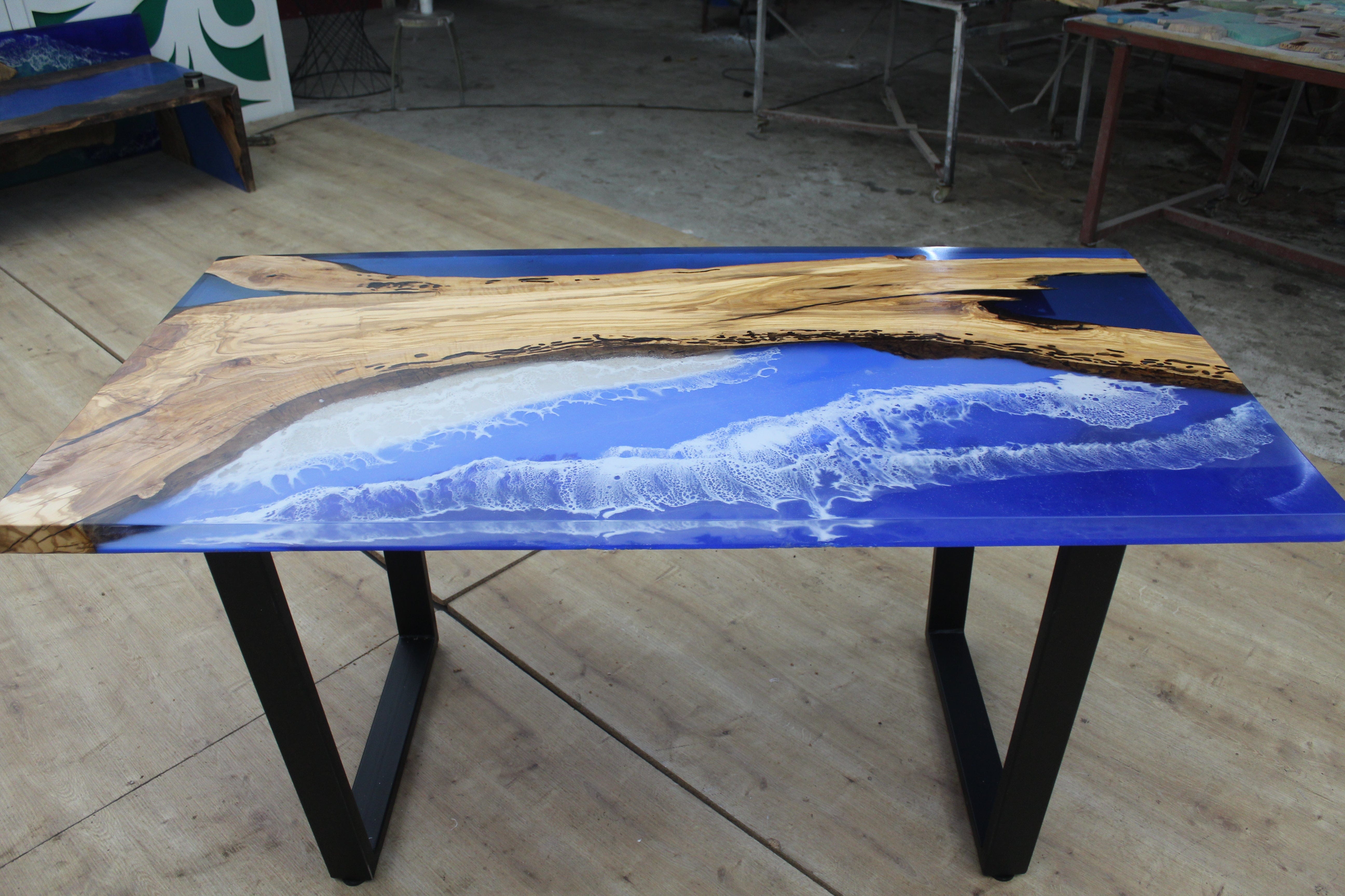 Table époxy et bois