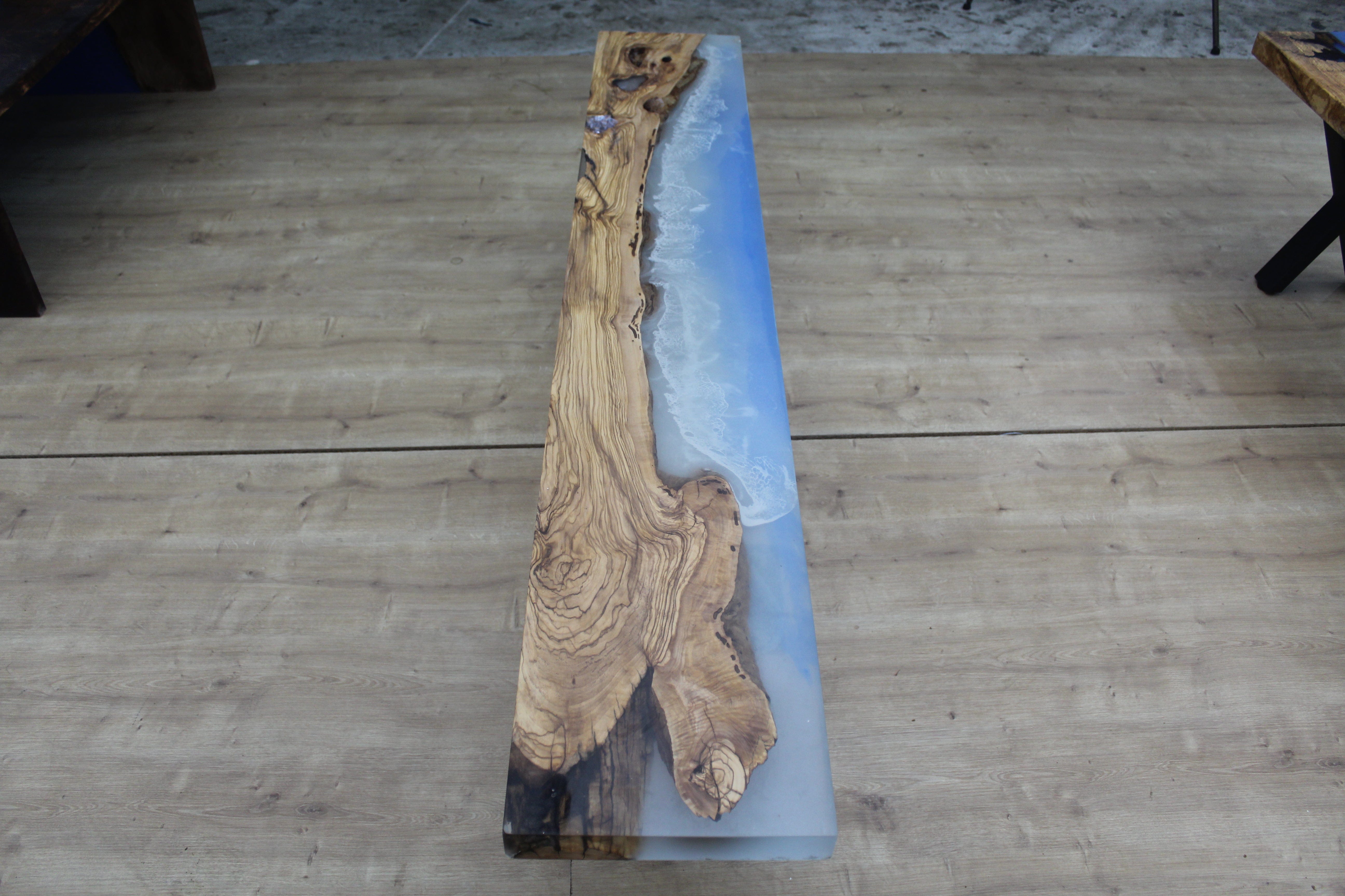 Table mer en résine époxy