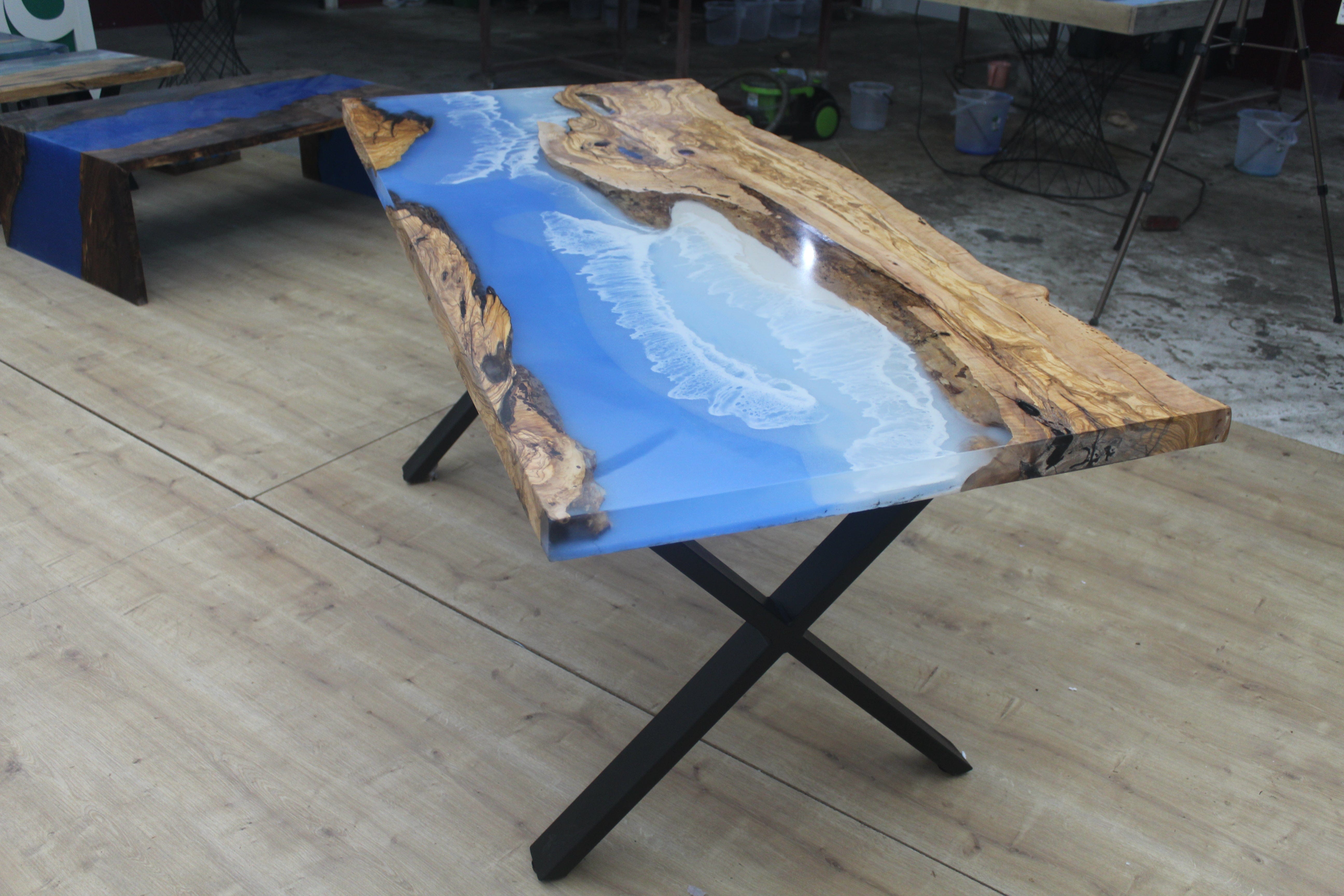 Table mer en résine époxy