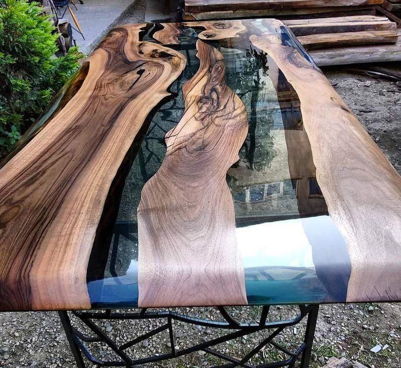 Table noyer massif noir