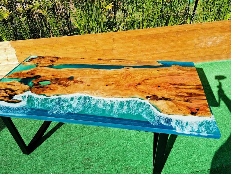 Table salle à manger en époxy bleu