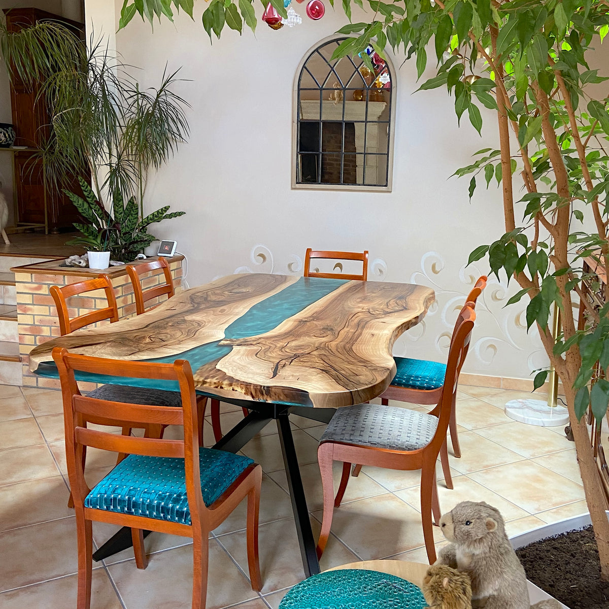 Des Table Maîtrisez l'art de la marqueterie bois