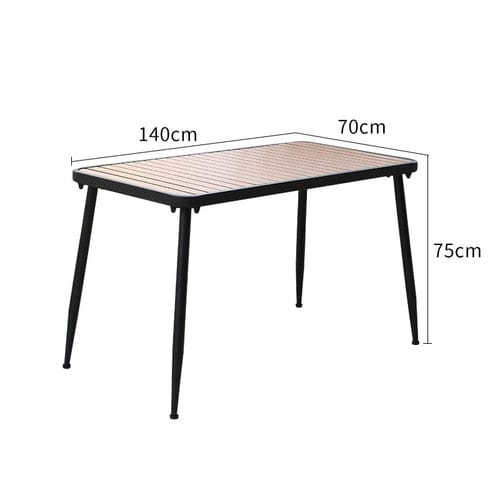 Table de jardin en bois